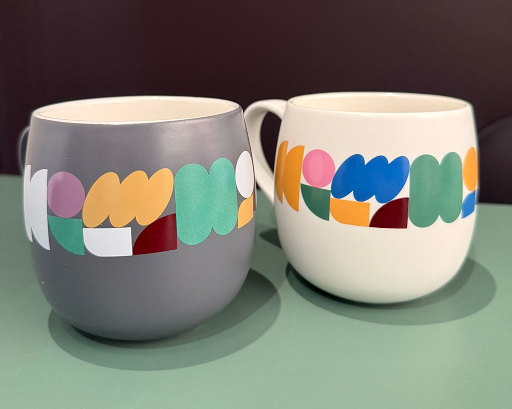 kubek_aspergo_bialy_i_szary